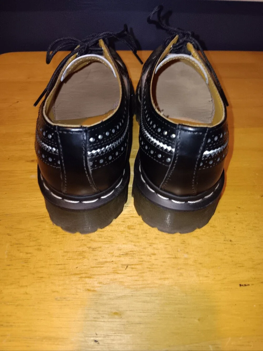 Dr. Martens Black & White Leather Brogue Oxfords Size 7m